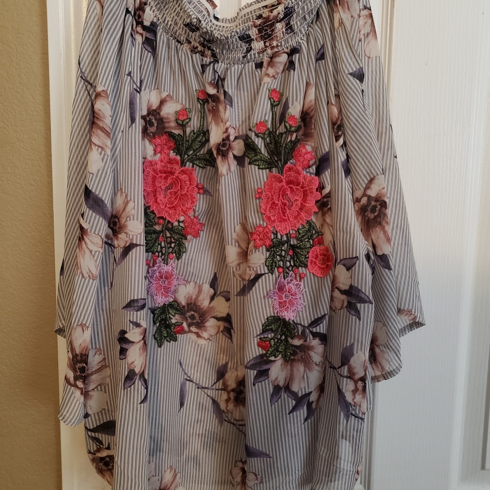 Women's blouse
